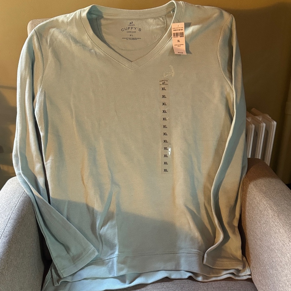 Cuffy's Women's Light Blue Long Sleeve Tee